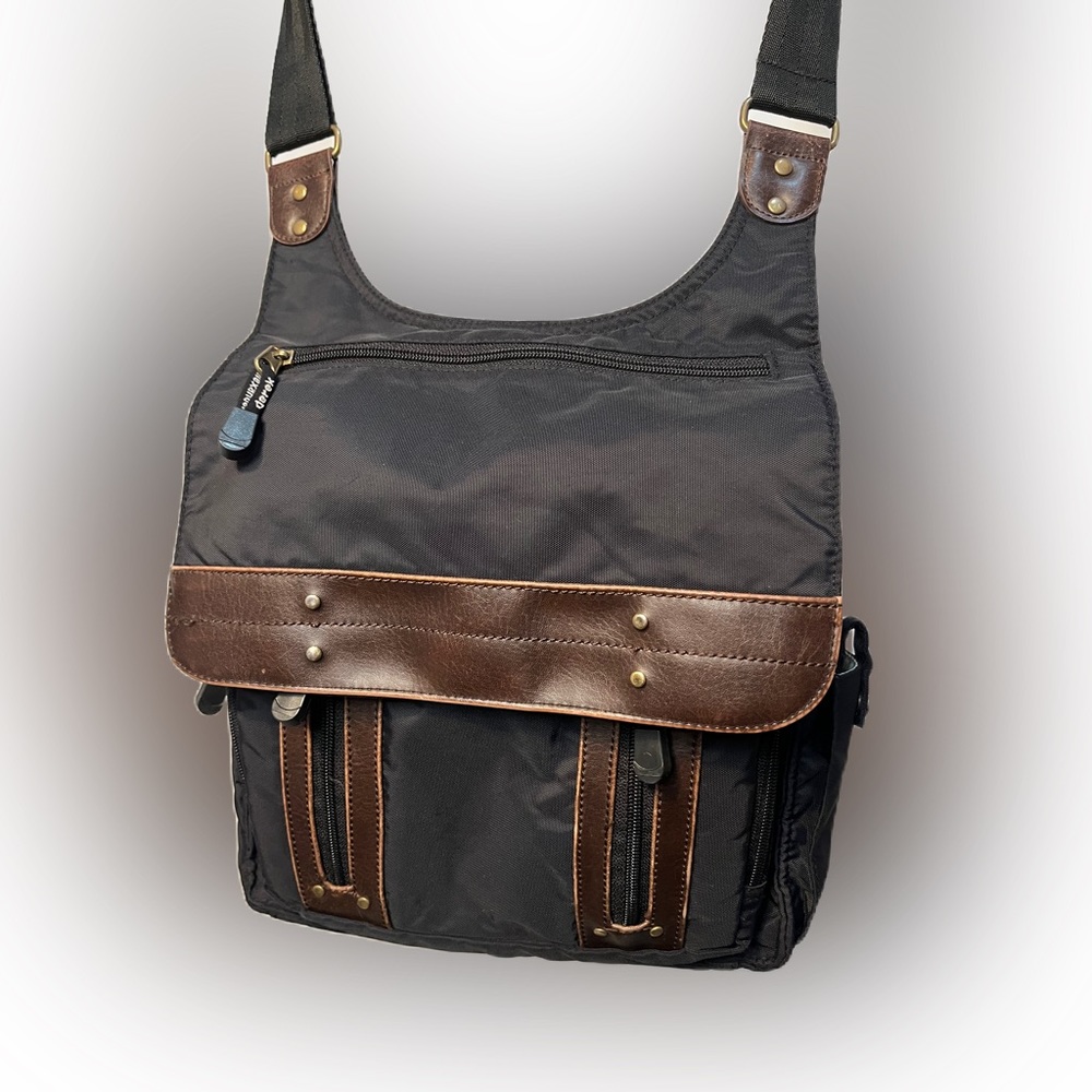 Derek Alexander bag